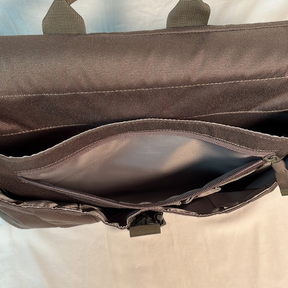 STM Scout 2 Medium Laptop Shoulder Bag , Olive - Picture 4 of 16